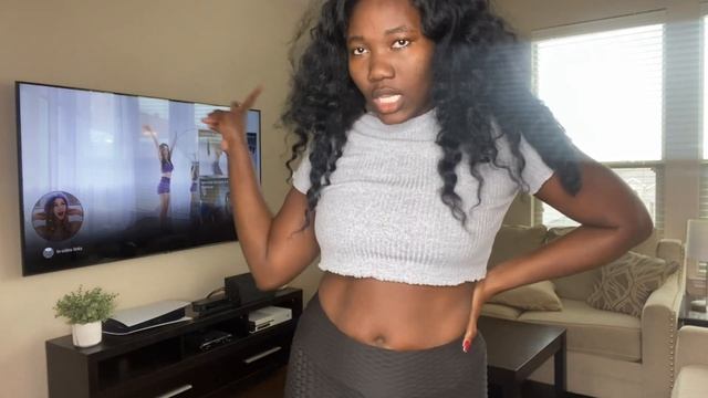 I Completed Chloe Ting’s 28 Day 2022 Weightloss Challenge: My Results: Before & After: Weigh In