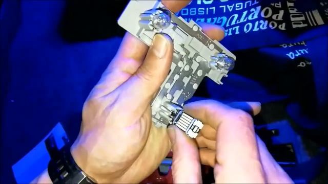 Замена задних ходовых огней VW Passat B7 USA смотреть онлайн