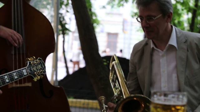 Maxim Piganov & Friends - On The Sunny Side Of The Street смотреть онлайн