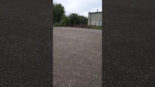 Тротуарная плитка. подготовка на 1100 кв м. Выполнена за 8 дней щебень и песок. смотреть онлайн