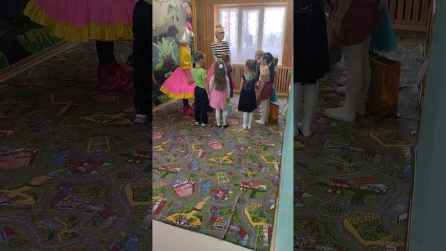 День Рождение/встреча с друзьями/ поздравляшки 2022 г. смотреть онлайн