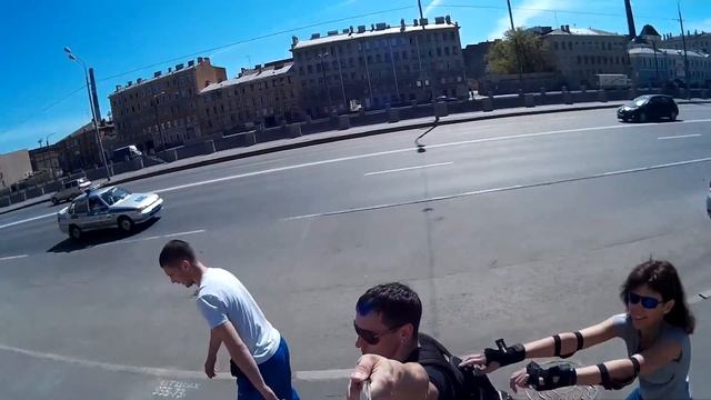 На роликах по Питеру смотреть онлайн