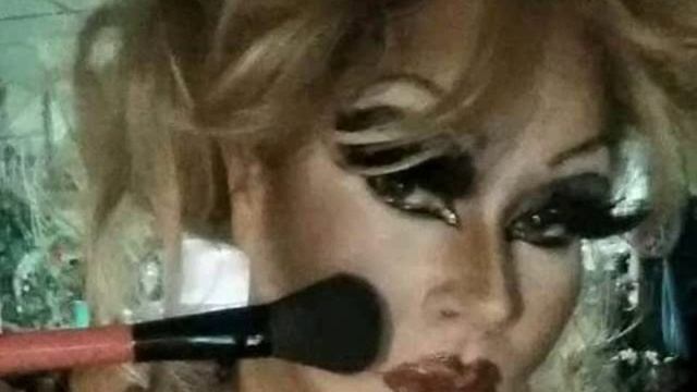 "Paint and Spackle" смотреть онлайн