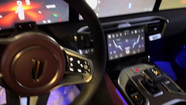 Новый HongQi E-HS9 2022 без пробега максимальной комплектации