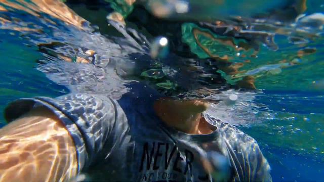 Побарахтались у воді. Кожен по своєму. Таке воно, море. Мармарис. Туреччина. смотреть онлайн