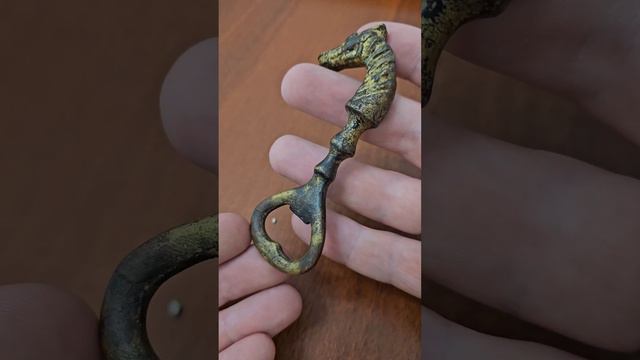 Лошадь открывашка . смотреть онлайн