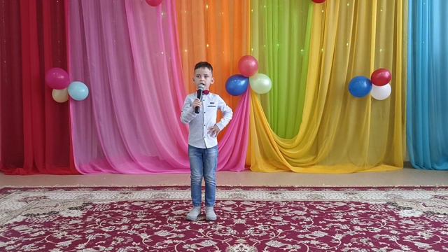 Тисленко Владимир (5 лет). Песня "Я казах" смотреть онлайн