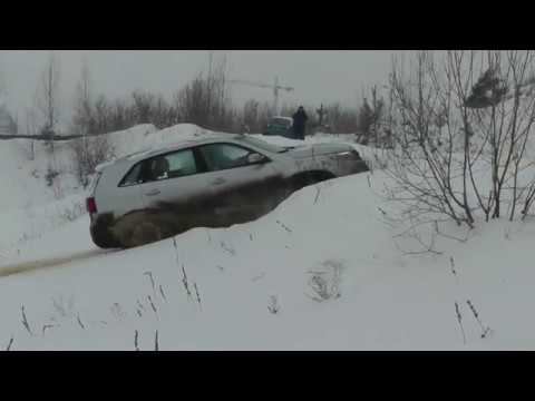 Лыткарино 02.01.2019. Собрали кроссоверы помесить снег. Sorento Yeti Нива Vitara Duster Москвич-2141 смотреть онлайн
