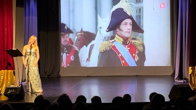 муз.Исаака Шварца сл.Булата Окуджавы ,,Песенка кавалергарда" из к/ф ,,Звезда пленительного счастья" смотреть онлайн