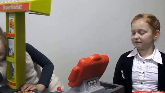 Варя и ее подружка! Продавец и покупатель! Замечательная игра! смотреть онлайн