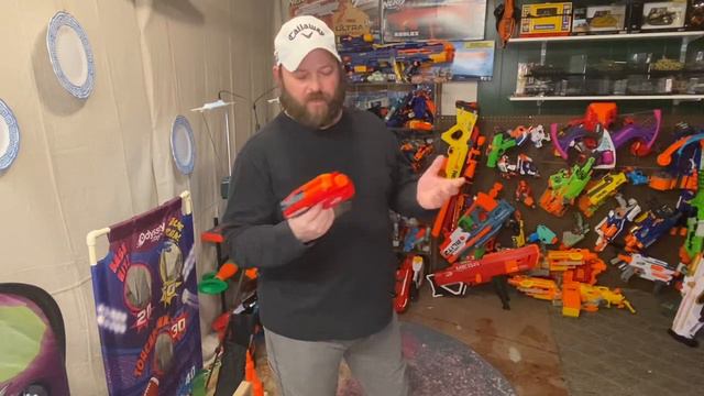 Nerf Mega Accustrike Talon Blaster (Review) смотреть онлайн