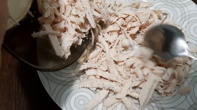 Салат Муравейник с картошкой фри... ( Qarışqa yuvası salatı )? смотреть онлайн