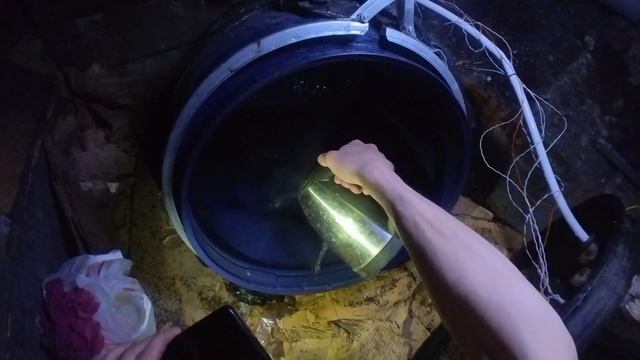 КАК ПОМЫТЬ ПЛАСТМАССОВУЮ БОЧКУ ОТ ЗЕЛЕНОГО НАЛЕТА смотреть онлайн