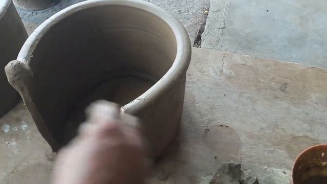 How to Make a Traditional Style Mud Stove at Home Simple and Easy (Mini Clay Stove) смотреть онлайн
