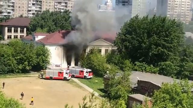Пожар в школе №41 смотреть онлайн