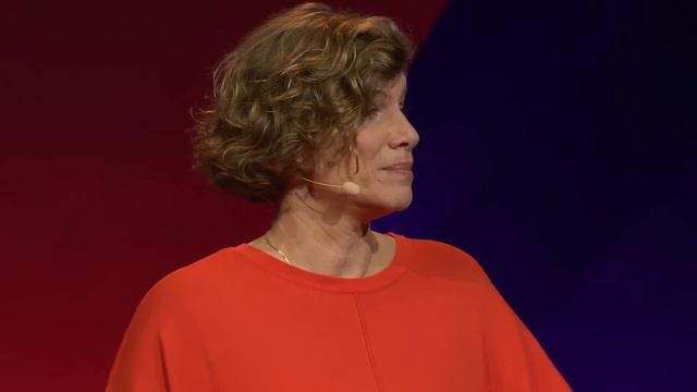 What is economic value, and who creates it? | Mariana Mazzucato смотреть онлайн