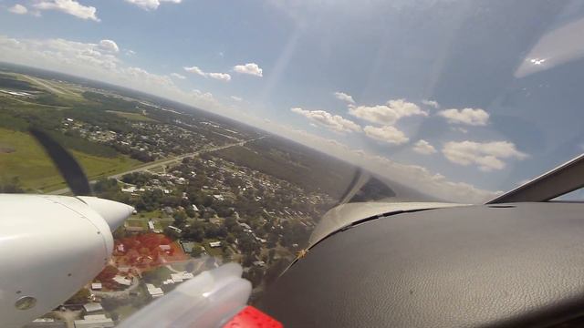 Flying The PIPER SEMINOLE G1000!