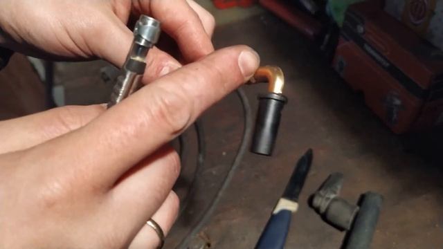 Что внутри высоковольтного провода автомобиля ?? Сколько там меди ?? смотреть онлайн