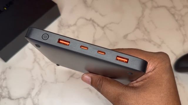 Perfect Accessory For Space Black MacBook Pro | Baseus Blade HD Laptop Power Bank 20,000mah! смотреть онлайн