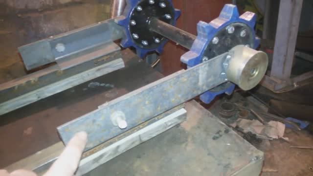 Снегоход своими руками 13 (натяжитель гусеницы) смотреть онлайн