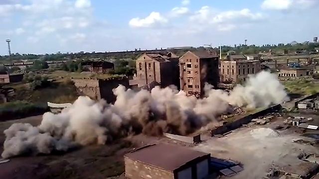 Демонтаж трубы в Енакиево. смотреть онлайн