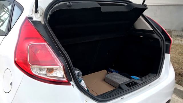 Prezentare Ford Fiesta 1.5 TDCi - 5 motive sa alegi aceasta masina смотреть онлайн