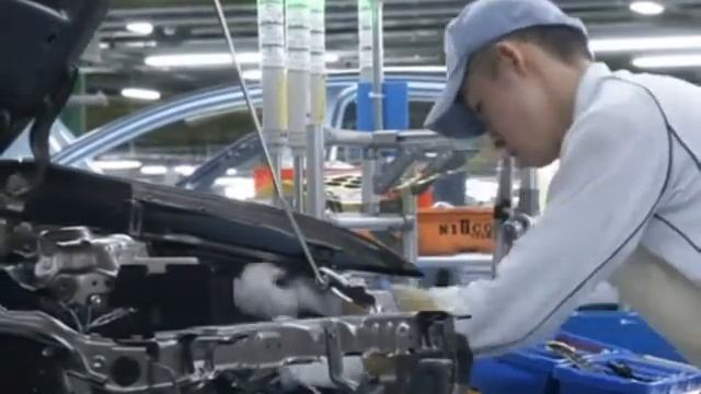 Toyota отзывает 2,3 миллиона машин с дефектными подушками безопасности (новости) смотреть онлайн