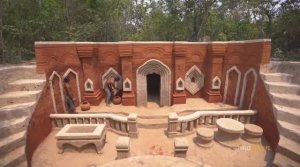 Построить древнюю подземную храмовую виллу.