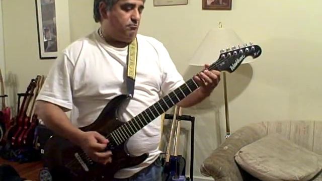 Frets99 playing my Washburn X-30 through my Epi Valve смотреть онлайн