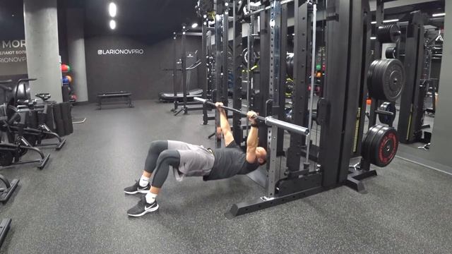 горизонтальные подтягивания смотреть онлайн