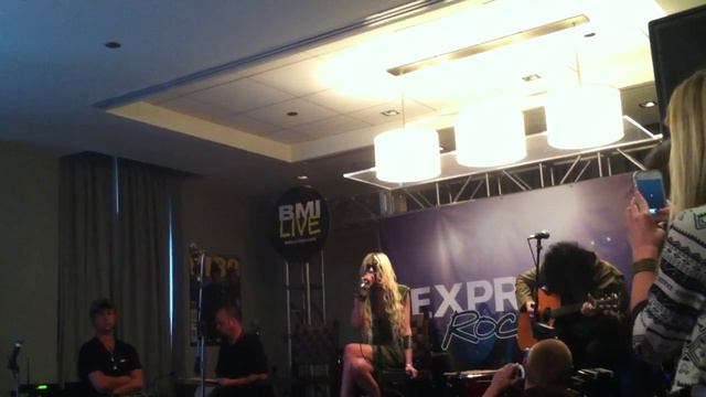 The Pretty Reckless - Zombie (acoustic) смотреть онлайн