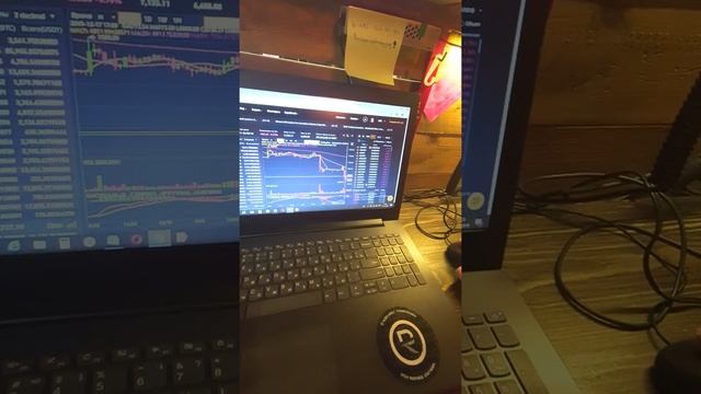 Как покупать и продовать на бирже binance биткойн BTC смотреть онлайн