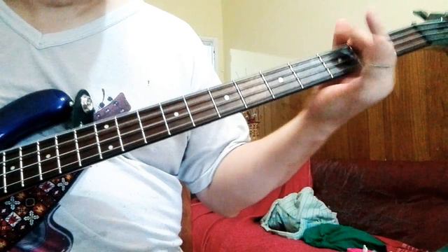 Need your Living tonight Queen bass cover смотреть онлайн