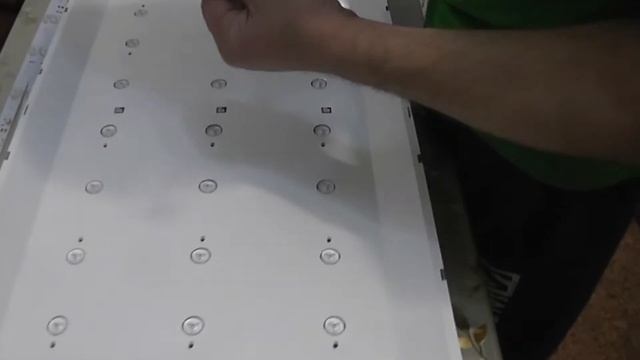 DEXP F32C7100BW REMONT