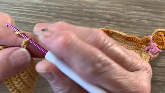 Crochet Sausage Dog Tutorial – Crochet Applique Tutorial