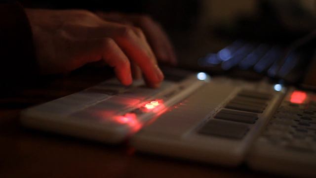 Cinematic Korg Nanos Mantra I Korg nanos TESTING смотреть онлайн