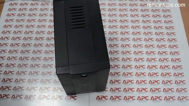 RBC114 APC - меняем незаменяемую АКБ в 500CI-RS смотреть онлайн