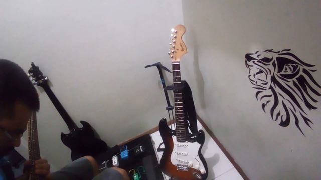 Review Squier by Fender Strat Affinity China x Indonésia смотреть онлайн