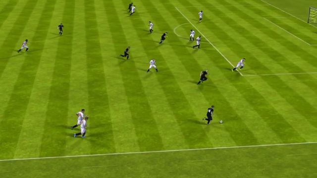 Открылся, получил мяч FIFA 13 iPhone/iPad - Sevilla FC vs. Juventus смотреть онлайн