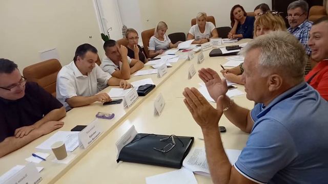 Депутаты дали добро на приём в собственность города участка под спортгородком в Парке Победы смотреть онлайн