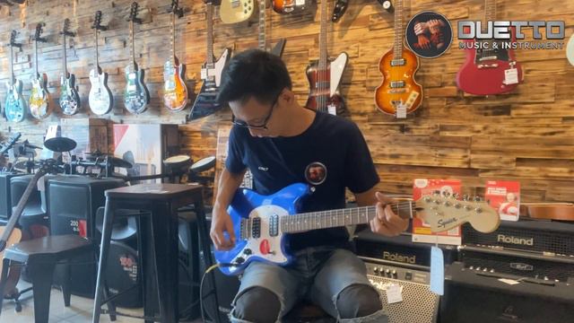 Review | Squier Bullet Mustang | Duettomusic смотреть онлайн