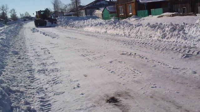 Kirovets K-701 snowplow DE-214/Снегоочиститель двухотвальный на тракторе К-701 в работе смотреть онлайн