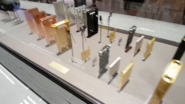 Karşınızda 3200 Dolarlık Altın Sony Walkman смотреть онлайн