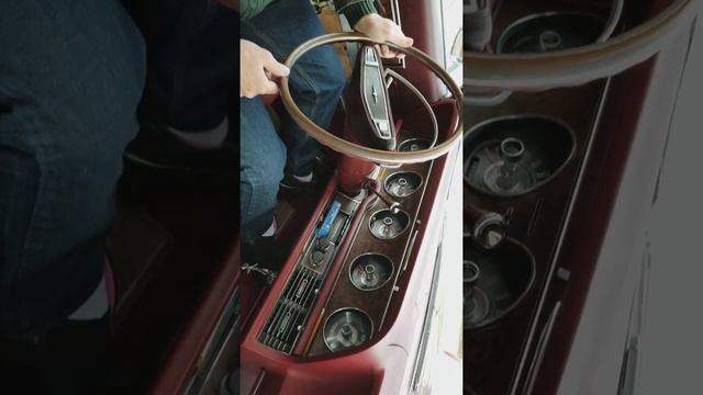 Thunderbird 1968 Dashboard turning on wipers and vents смотреть онлайн