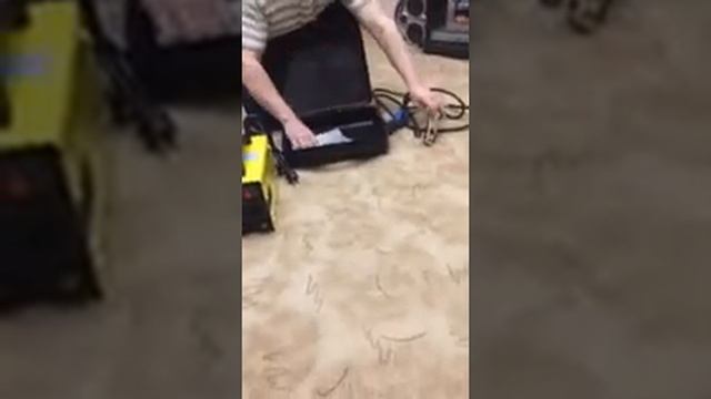 Распаковка Сварочный инвертор Кентавр СВ 290НМДК 87467N из Rozetka смотреть онлайн