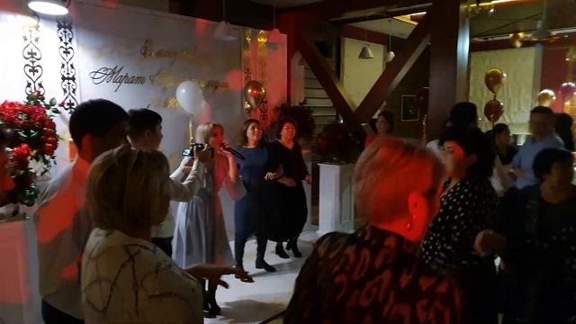 Достарым менің золотой. На русском. Тогжан Муратова орысша аудармасын айтты смотреть онлайн