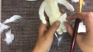 Ватная игрушка на ёлку. Как сделать пушистую шапочку