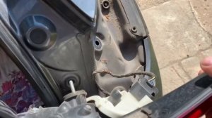 Замена лампочки стоп сигнала на Opel Astra J 2010 год.