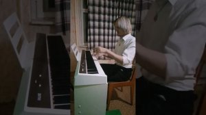 Немного музла вам в ленту «Merry Go Round» Howl's moving Castle #rimond #musician #music #howl