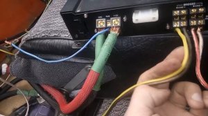 Наводки в аудиосистеме (одна из причин)